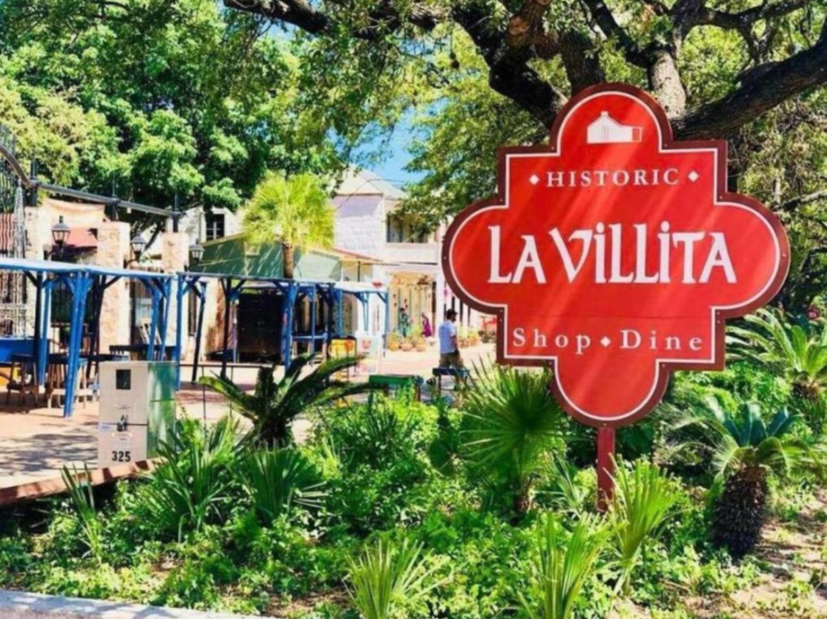 Cozy Downtown Guest House 2Br/1Ba Sleeps 8 San Antonio Exterior photo