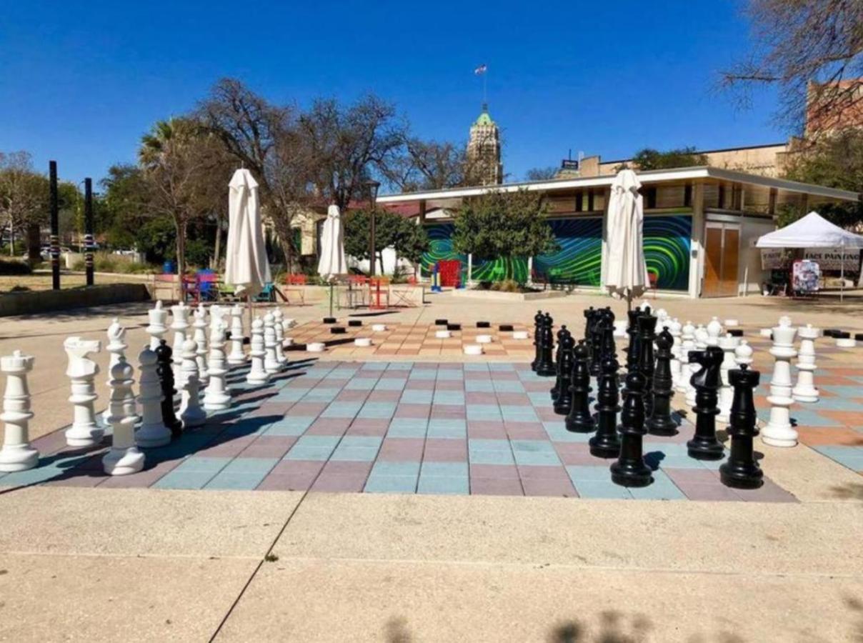 Cozy Downtown Guest House 2Br/1Ba Sleeps 8 San Antonio Exterior photo