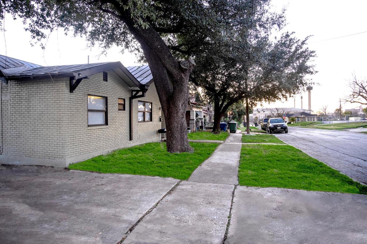 Cozy Downtown Guest House 2Br/1Ba Sleeps 8 San Antonio Exterior photo